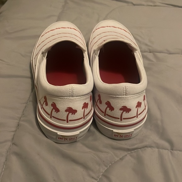 In and out slip on shoes - Picture 3 of 6